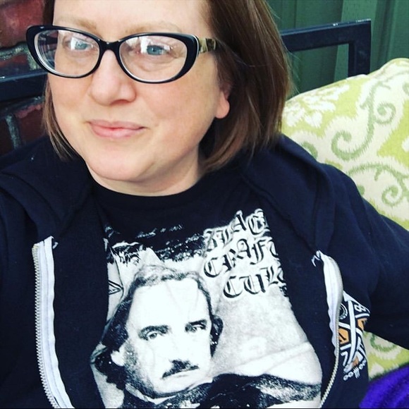 Meet your Posher, Athena - Picture 1 of 1